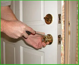 Merrick Locksmith Service Merrick, NY 516-962-5745 - 4-lock-change
